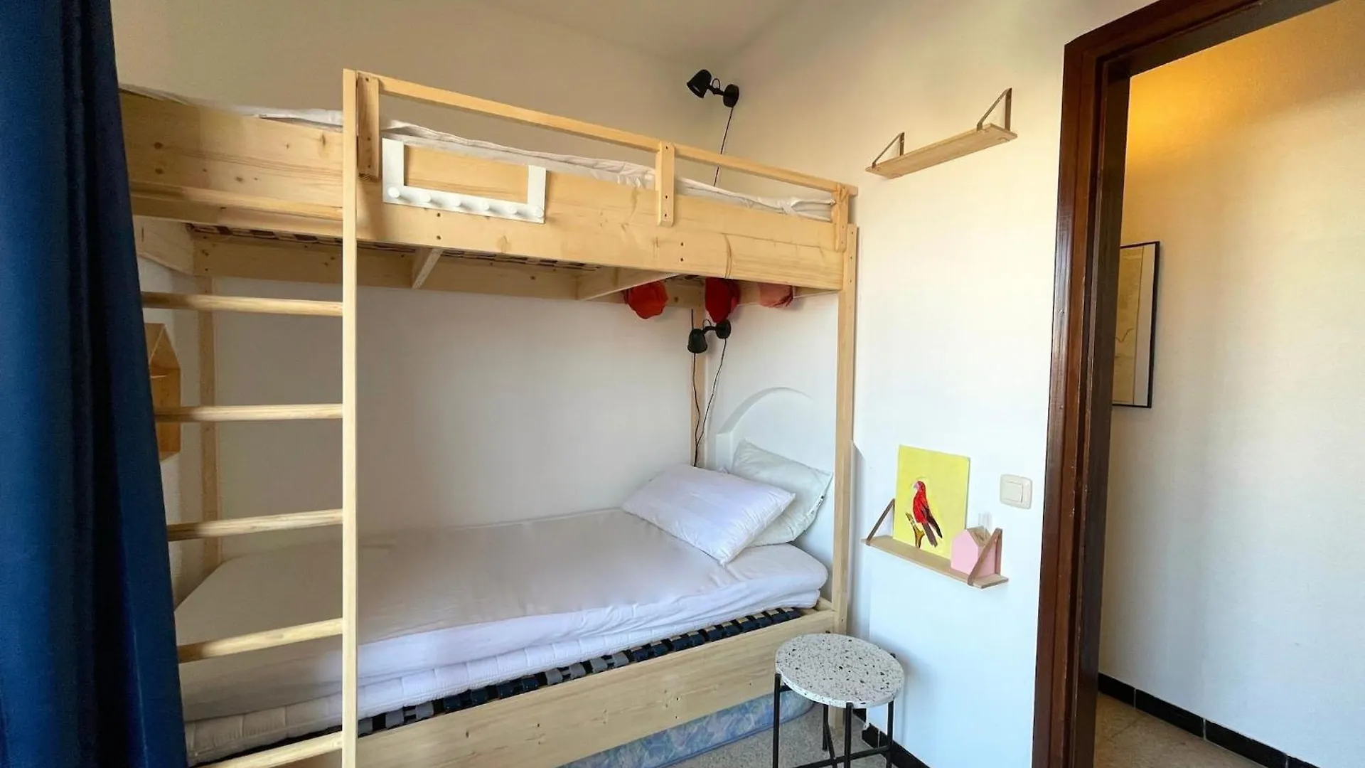 The Apartment In L'Escala Has 4 Bedrooms