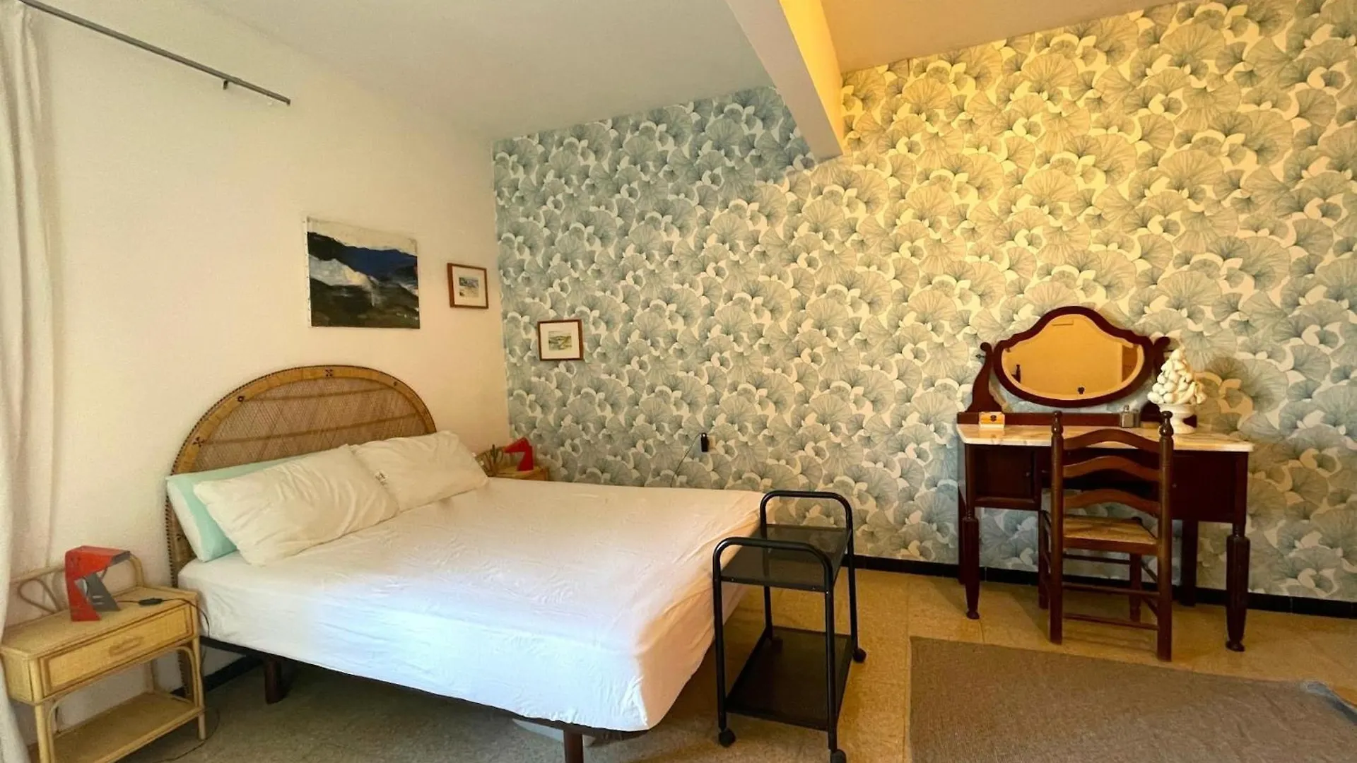 The Apartment In L'Escala Has 4 Bedrooms 0*,  Spain